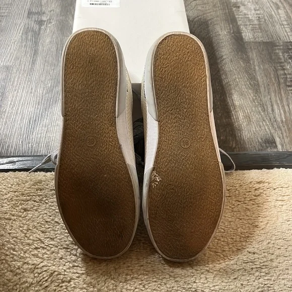 a new day Maddison Mixed Fabric Lace Up Sneakers Size 8.5 - Picture 10 of 13